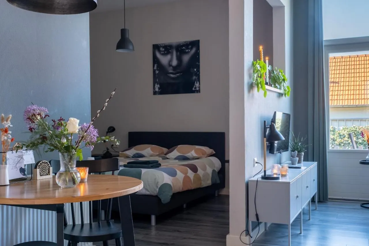 @ Geulle Apartment 0*,